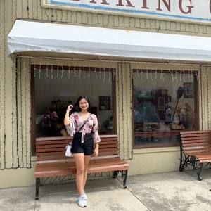 Meet your Posher, Gizelle